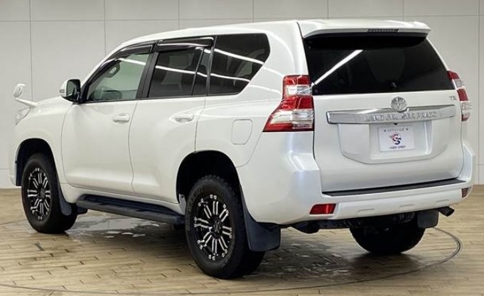 2016 TOYOTA LAND CRUISER PRADO